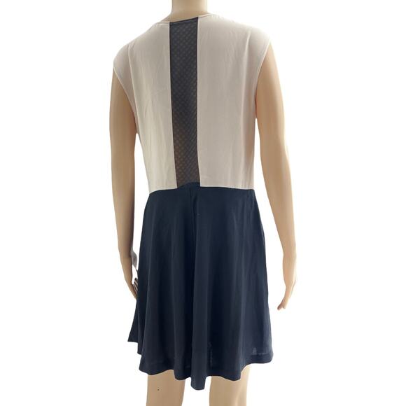 Rachel Rachel Roy (12) Cream Black Sleeveless Plunge V Wrap Front Romper - Picture 4 of 7
